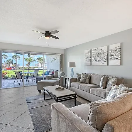 Crescent Royale 102 Villa